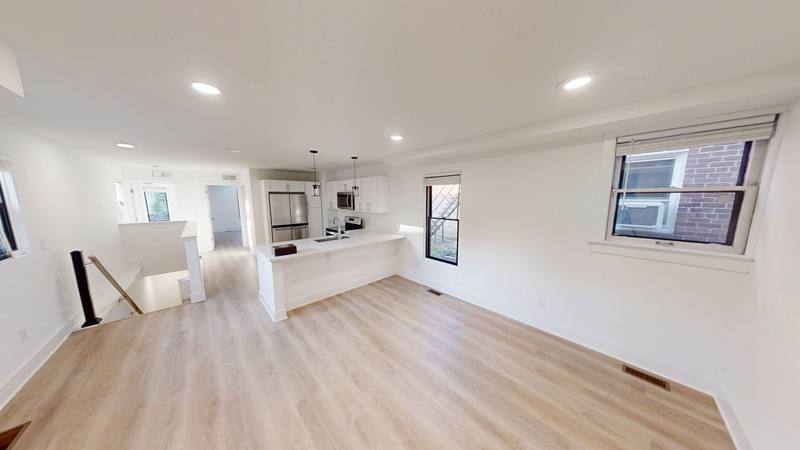 Apartment for rent at 331 E Ann St #2, Ann Arbor, MI 48104