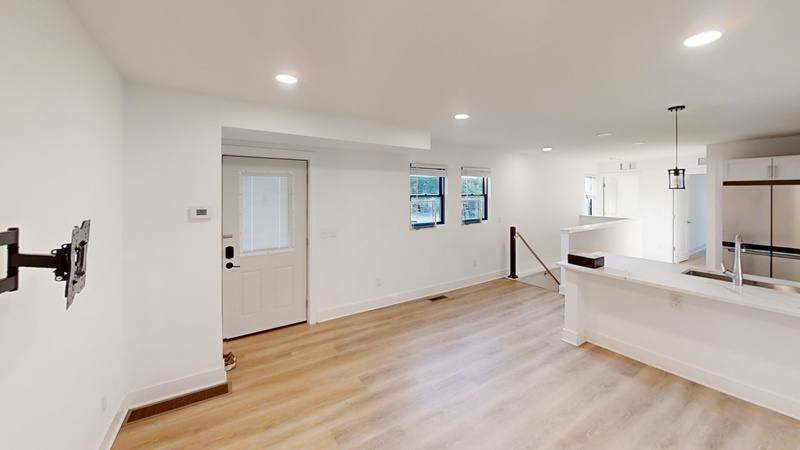 Apartment for rent at 331 E Ann St #2, Ann Arbor, MI 48104