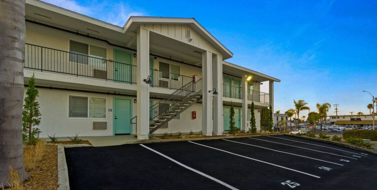 Apartment for rent at 7475 El Cajon Blvd, La Mesa, CA 91942