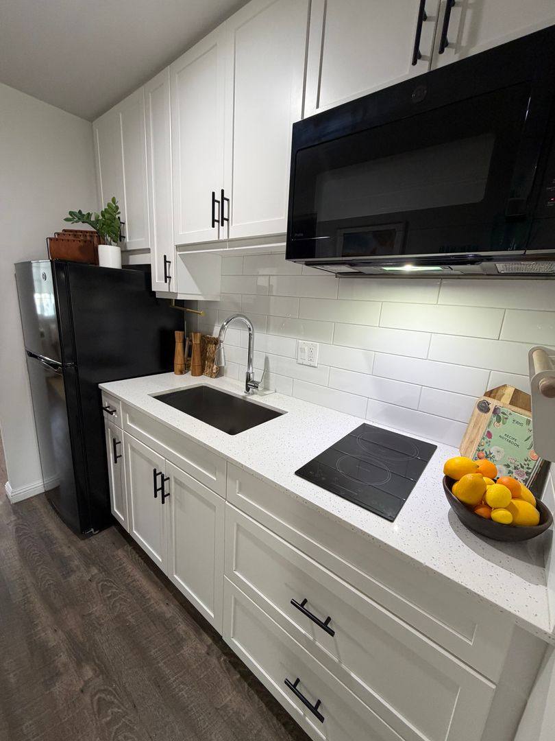 Apartment for rent at 7475 El Cajon Blvd, La Mesa, CA 91942