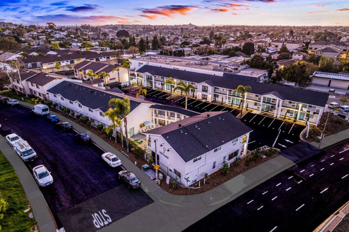 Apartment for rent at 7475 El Cajon Blvd, La Mesa, CA 91942