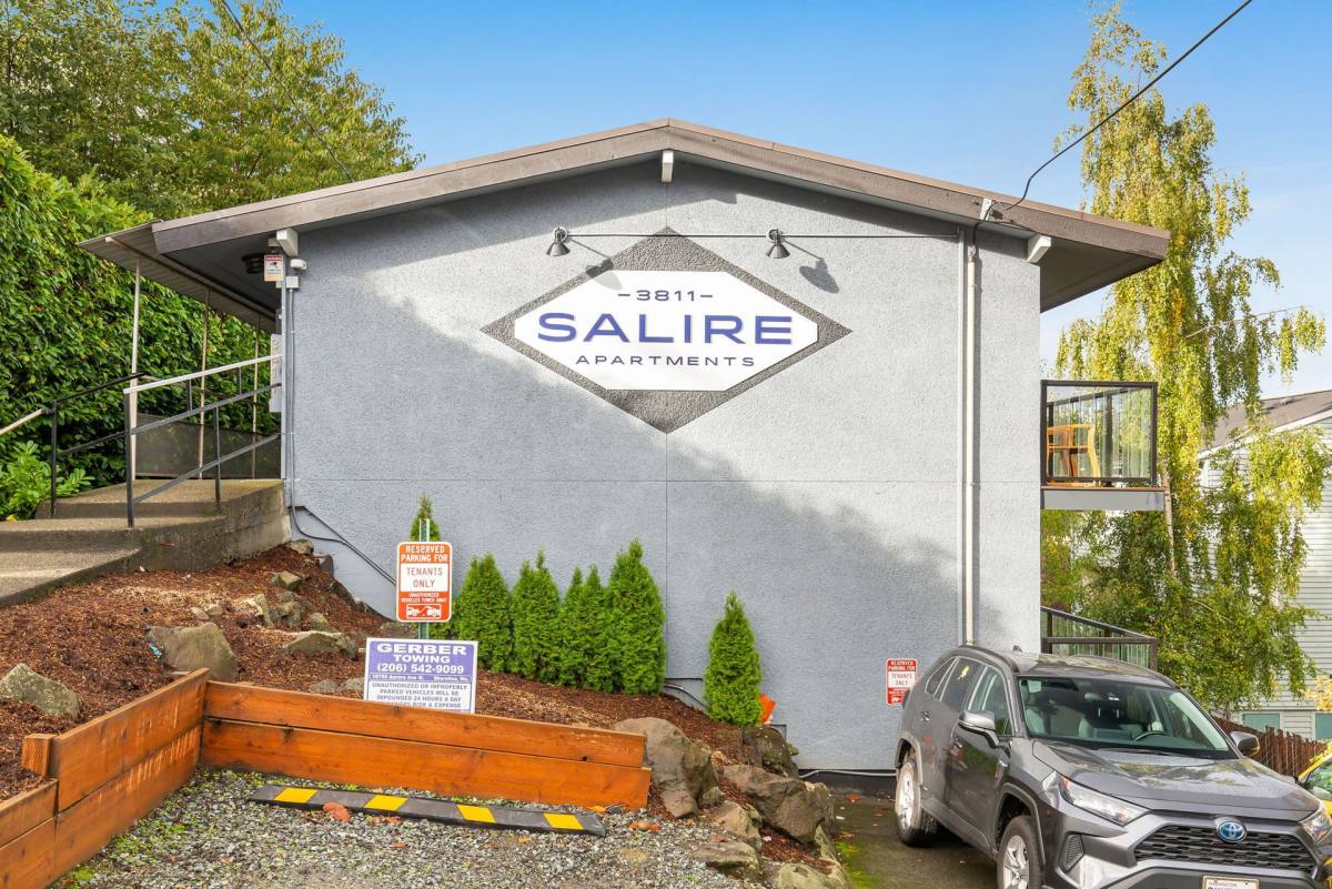 Apartment for rent at 3811 13th Ave W, Seattle, WA 98119