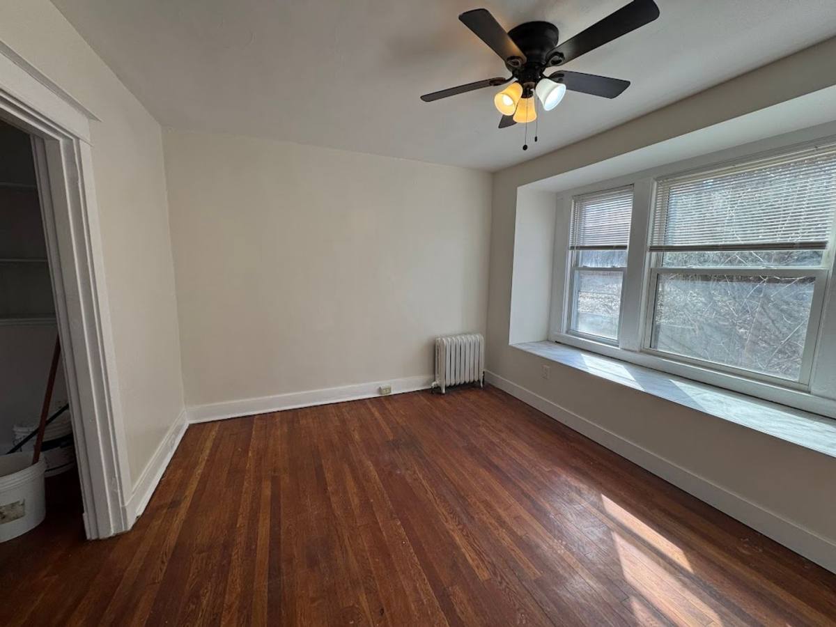 Apartment for rent at 5710-14 Beacon St, Pittsburgh, PA 15217