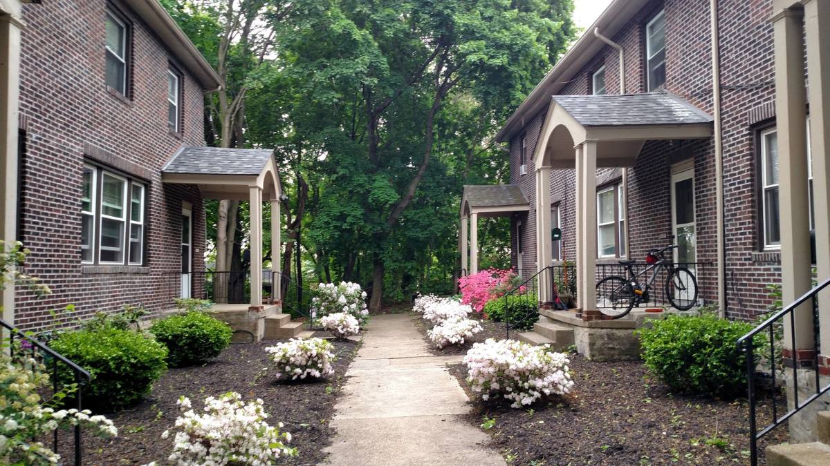 Apartment for rent at 5710-14 Beacon St, Pittsburgh, PA 15217