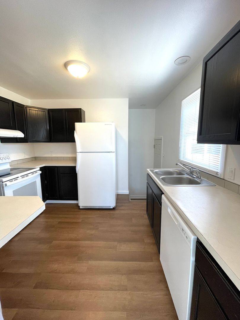 Apartment for rent at 1310 1312 Mahan Ave, Richland, WA 99354