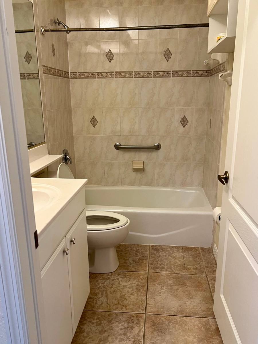 Apartment for rent at 6795 David Blvd, Fort Pierce, FL 34981