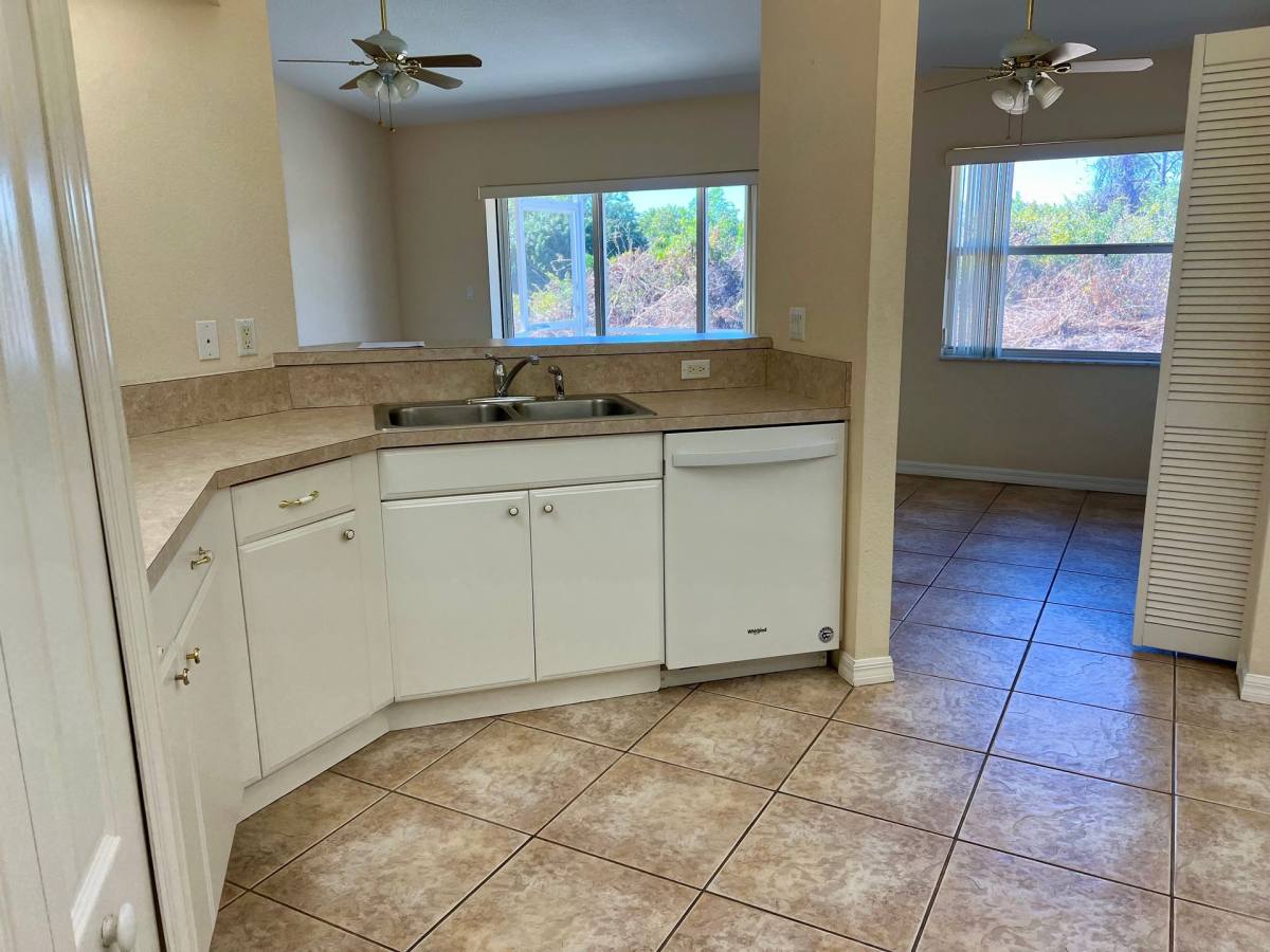 Apartment for rent at 6795 David Blvd, Fort Pierce, FL 34981