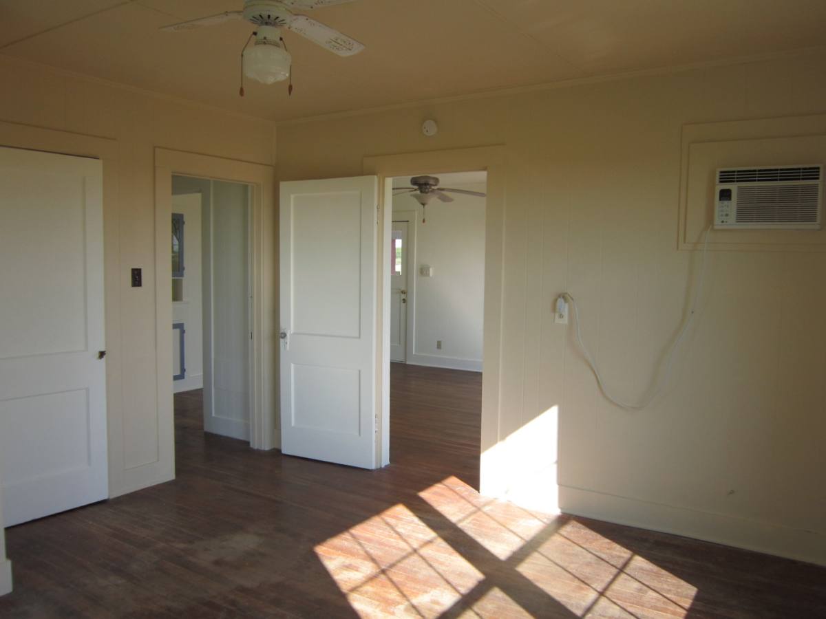 House for rent at 4111 Stapper Rd, Saint Hedwig, TX 78152