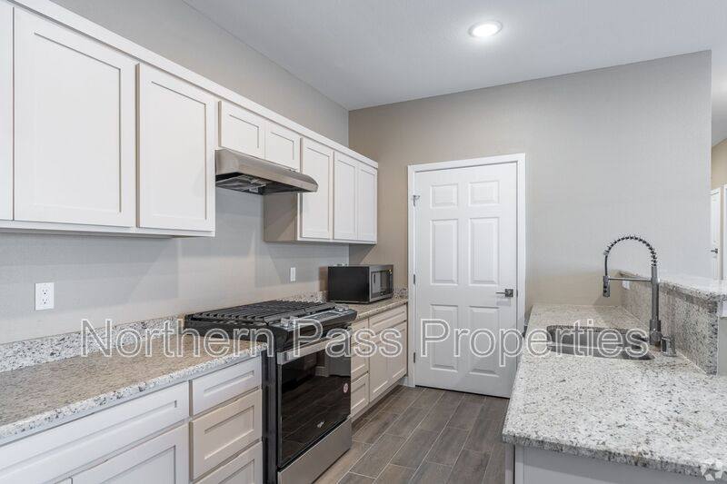 House for rent at 9779 McCombs #E-4, El Paso, TX 79924