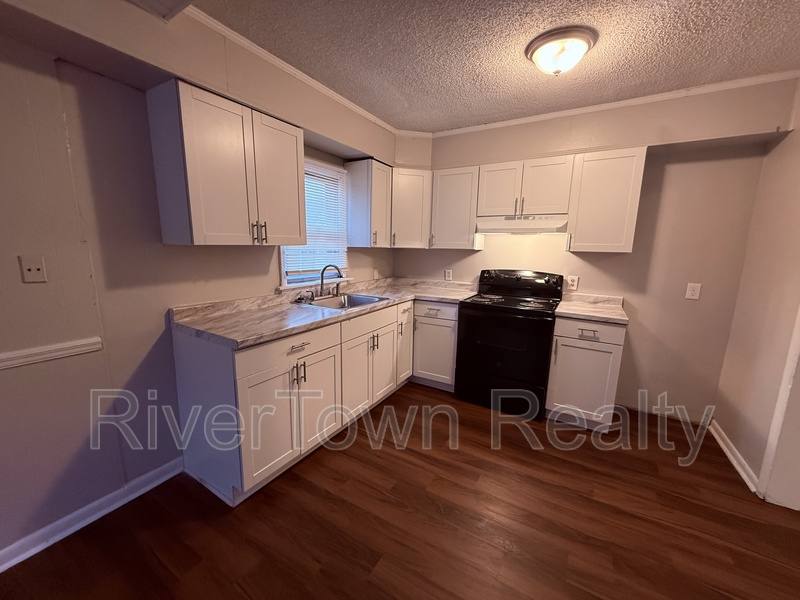House for rent at 1454 Delano Ave, Memphis, TN 38127