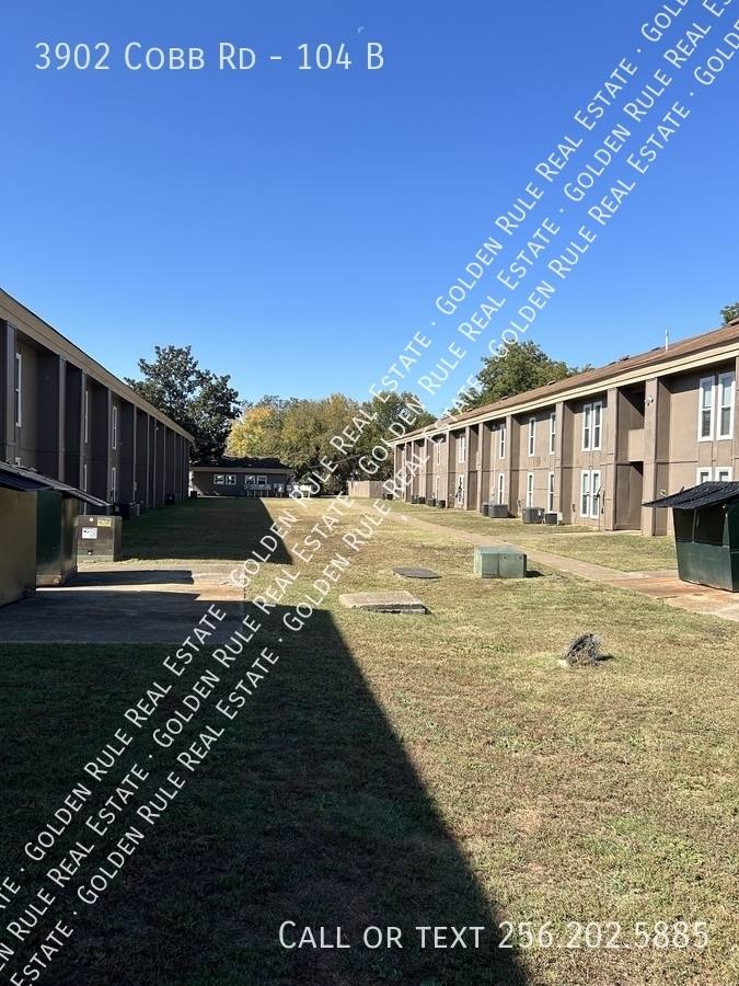 Apartment for rent at 3902 Cobb Rd, Huntsville, AL 35805