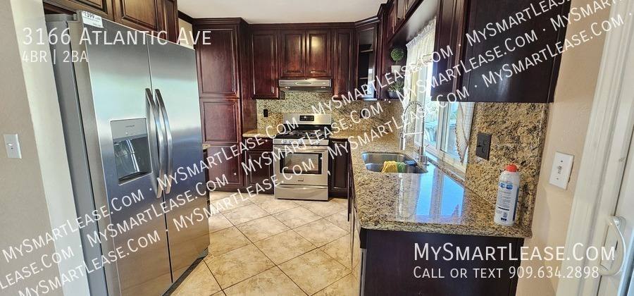 Apartment for rent at 3166 Atlantic Ave, Highland, CA 92346
