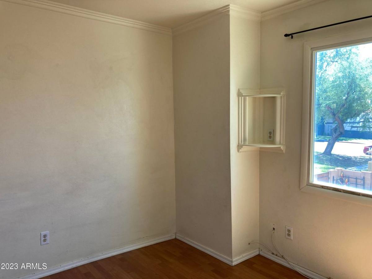 Townhouse for rent at 948 S Alma School Rd, Mesa, AZ 85210