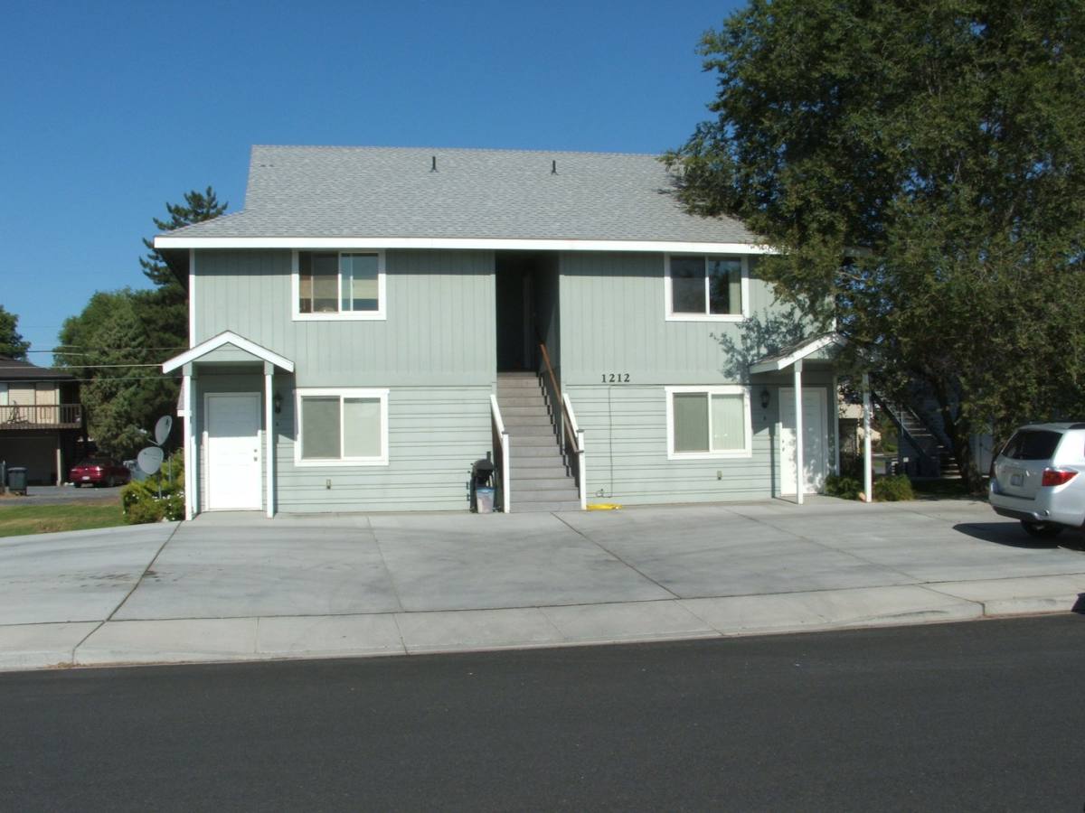 Apartment for rent at 1212 Columbia, Moses Lake, WA 98837