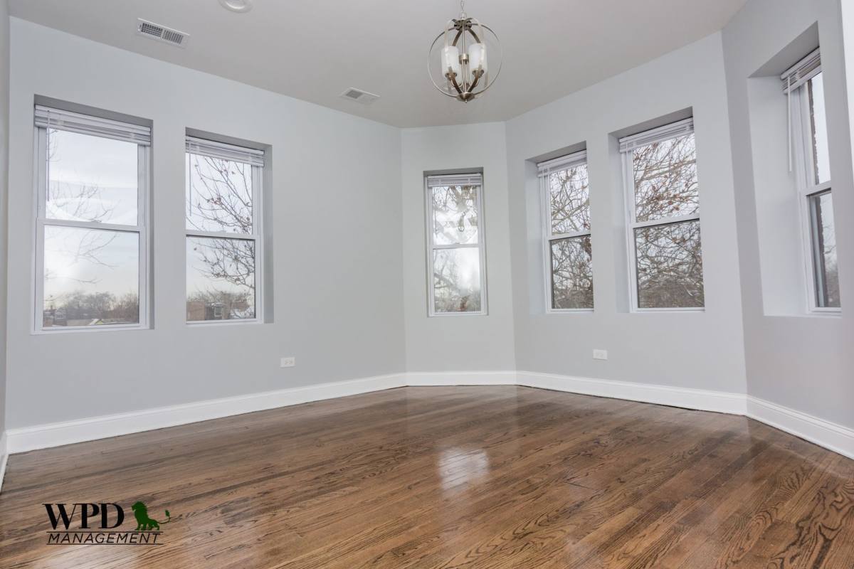 Apartment for rent at 7927 S Marquette Ave, Chicago, IL 60617