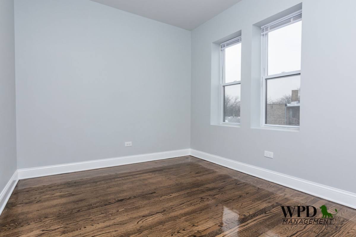 Apartment for rent at 7927 S Marquette Ave, Chicago, IL 60617