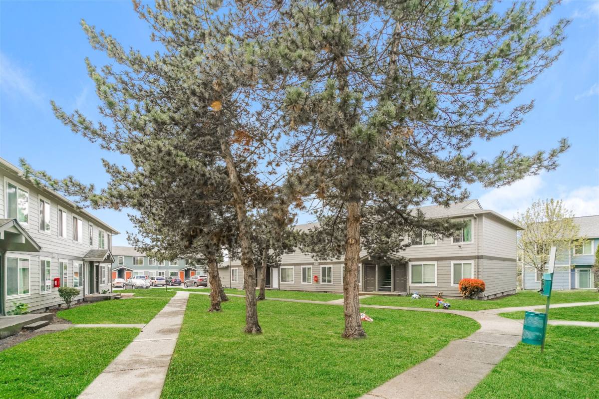 Brighton Park, 3864 Sunnyview Rd NE, Salem, OR 97305 - Apartment for Rent - Image 3