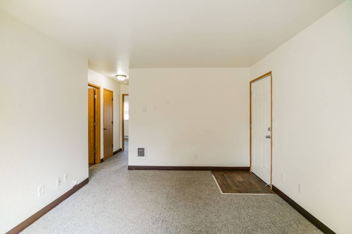 Apartment for rent at 3864 Sunnyview Rd NE, Salem, OR 97305