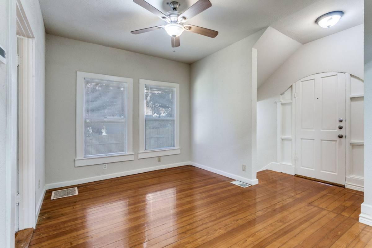 Apartment for rent at 130 E Craig Place, San Antonio, TX 78212