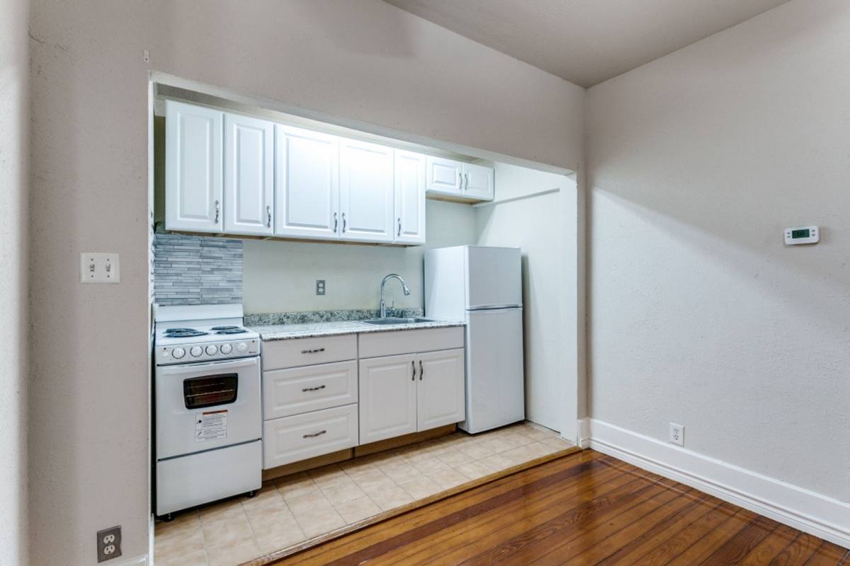Apartment for rent at 130 E Craig Place, San Antonio, TX 78212