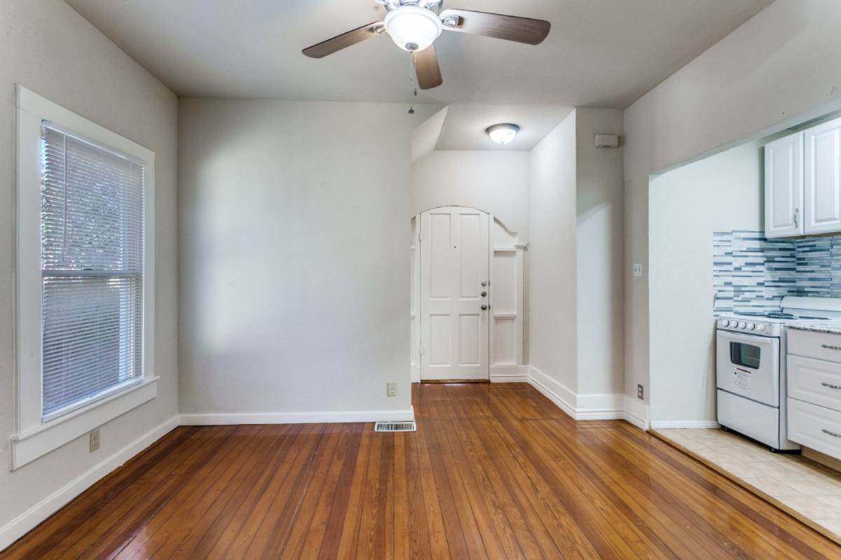 Apartment for rent at 130 E Craig Place, San Antonio, TX 78212