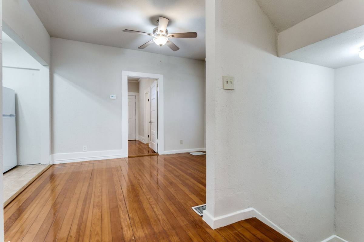 Apartment for rent at 130 E Craig Place, San Antonio, TX 78212