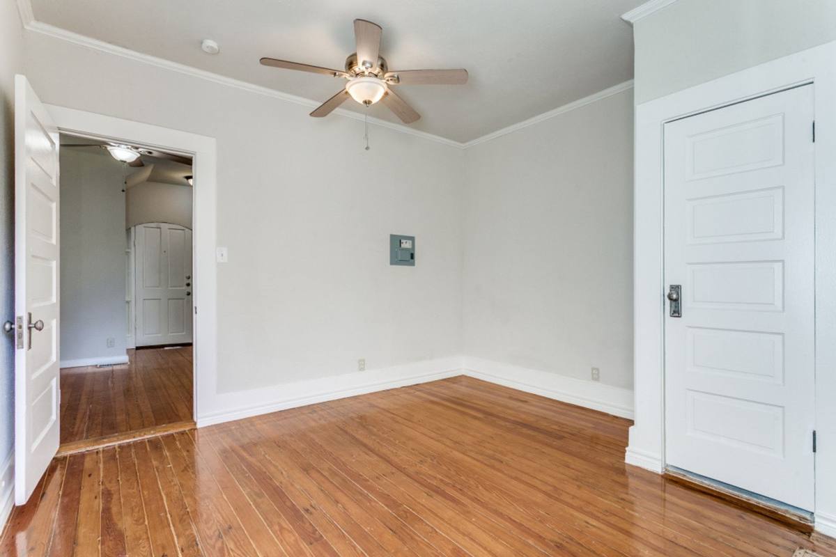 Apartment for rent at 130 E Craig Place, San Antonio, TX 78212