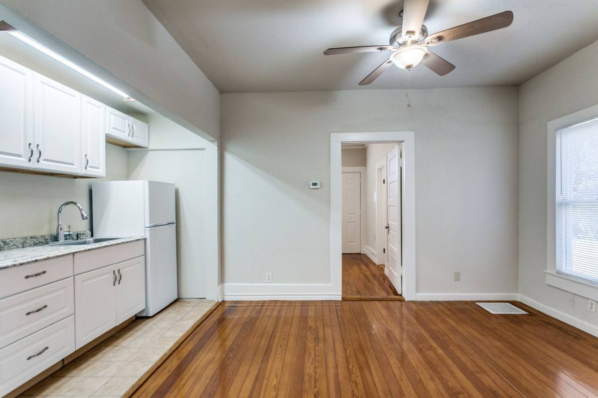 Apartment for rent at 130 E Craig Place, San Antonio, TX 78212