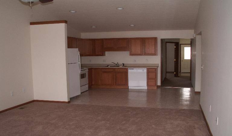 Apartment for rent at 103 Brookside Dr, Anna, OH 45302