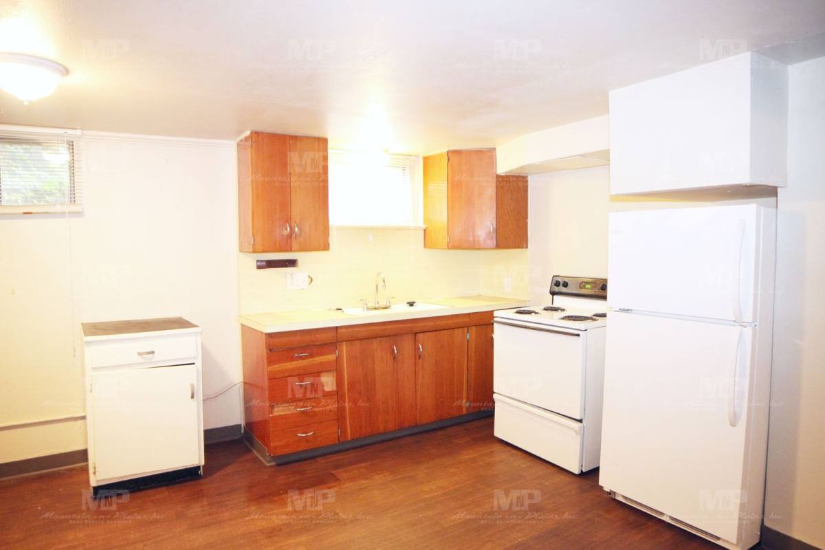 Townhouse for rent at 523 1 2 S Grant Ave, Fort Collins, CO 80521