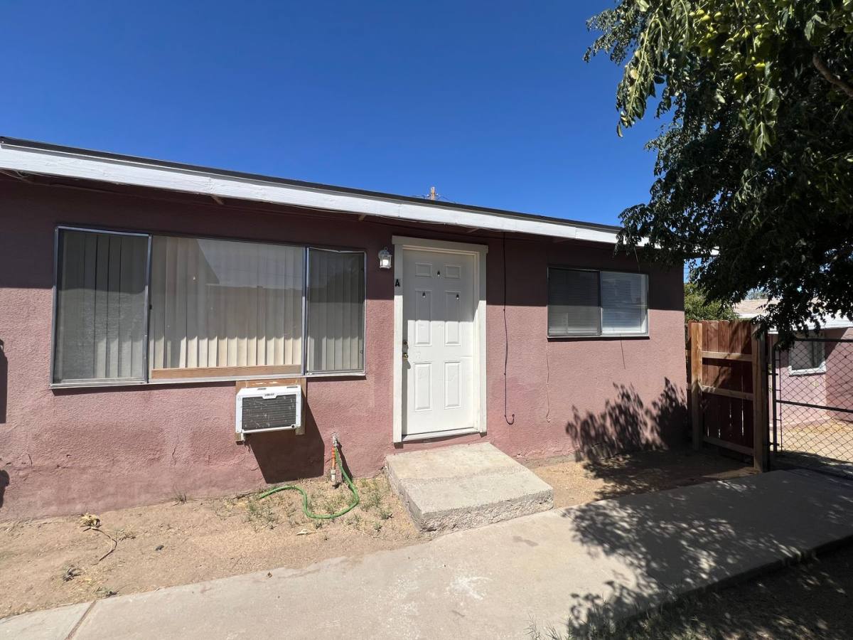 Apartment for rent at 608 E Fredricks St, Barstow, CA 92311