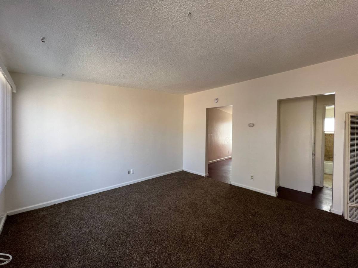 Apartment for rent at 608 E Fredricks St, Barstow, CA 92311