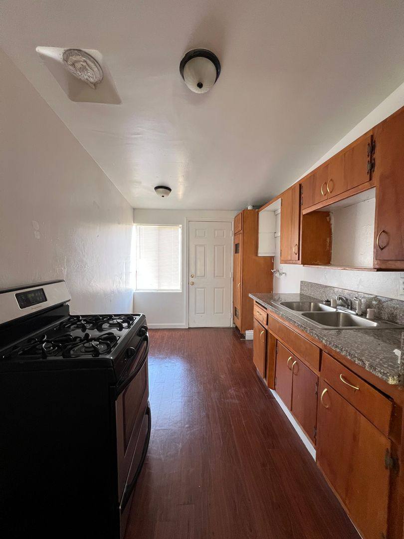 Apartment for rent at 608 E Fredricks St, Barstow, CA 92311