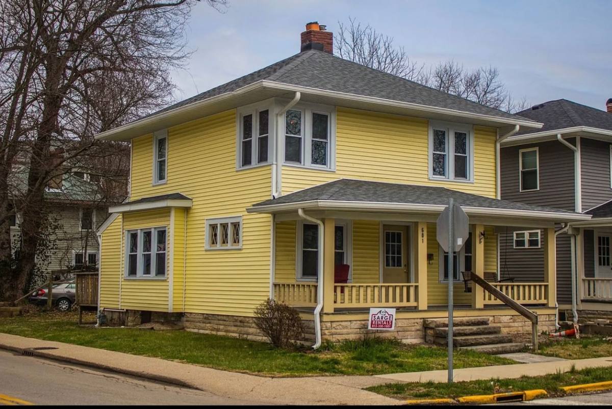 Apartment for rent at 601 E University St, Bloomington, IN 47403