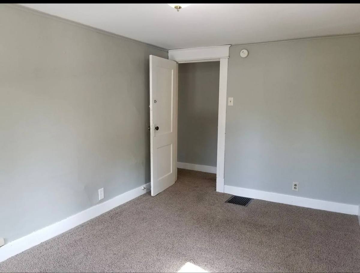 Apartment for rent at 601 E University St, Bloomington, IN 47403