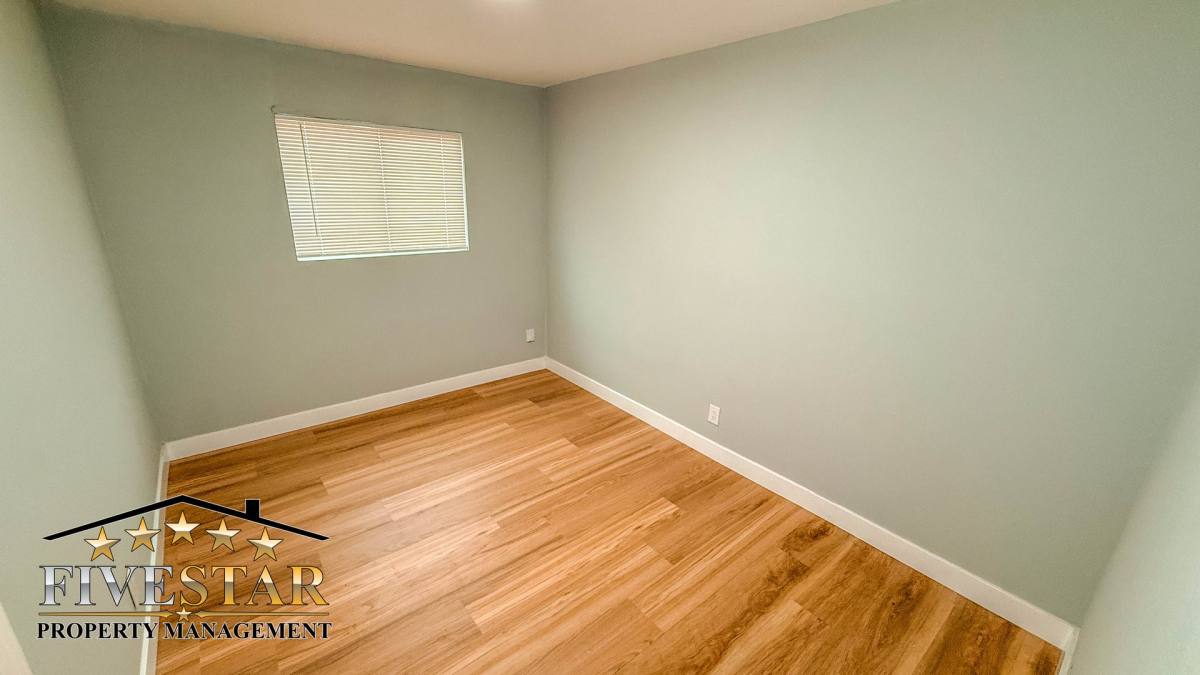 House for rent at 2703 Center St, Bakersfield, CA 93306