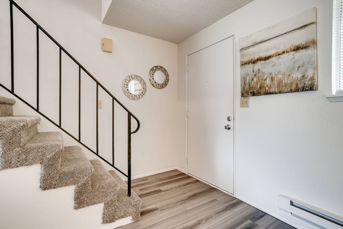Townhouse for rent at 2701 J St NE #B, Auburn, WA 98002