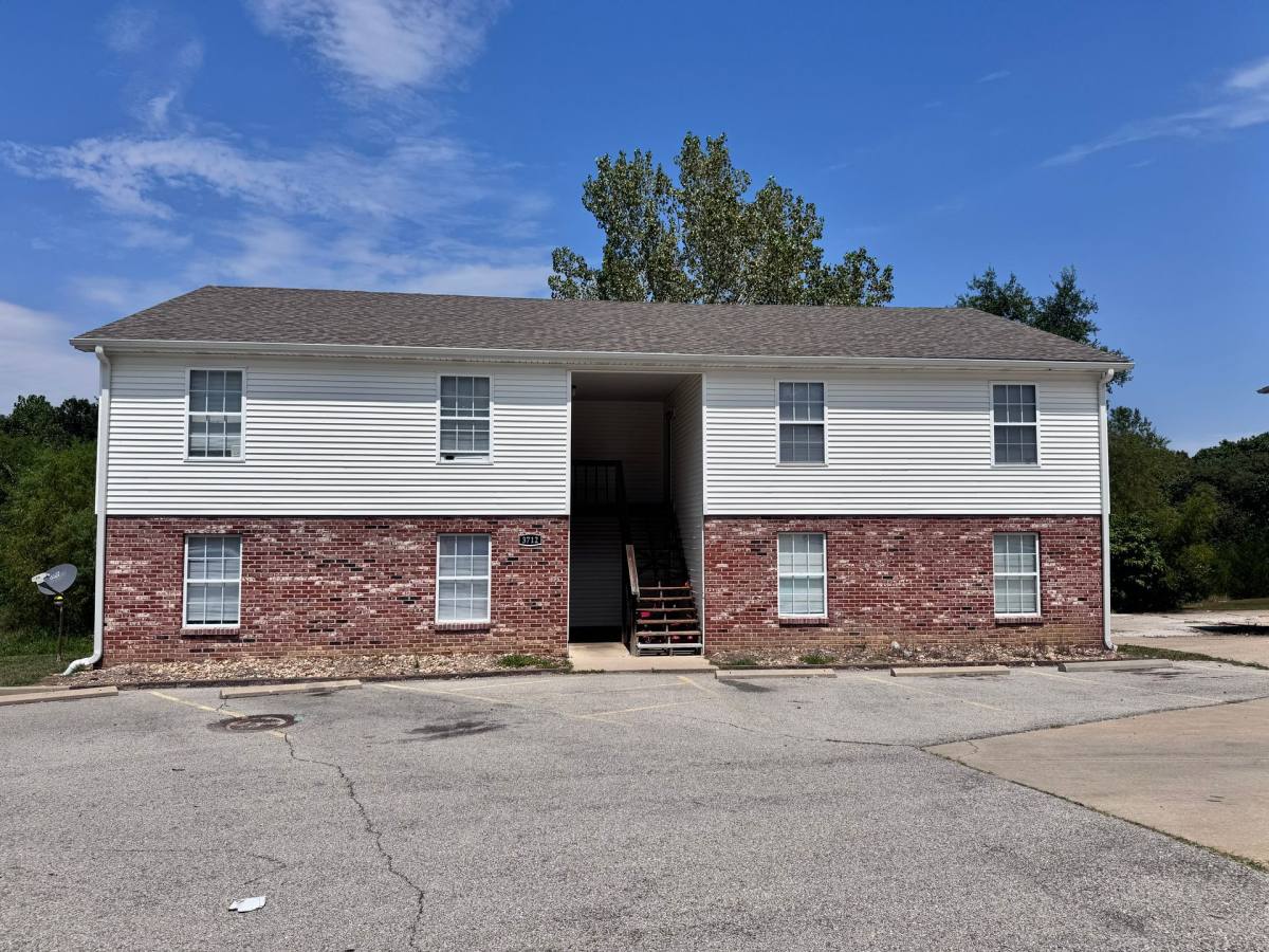 Apartment for rent at 3712 Randall Dr #C, Jefferson City, MO 65109