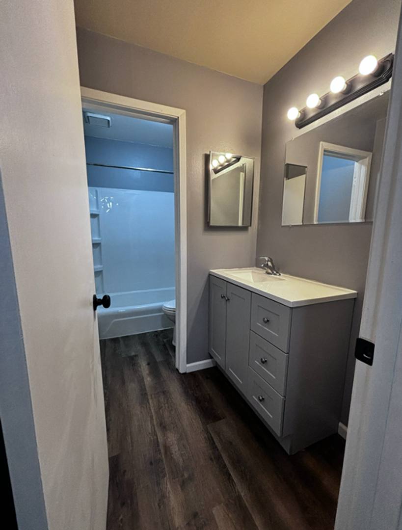 Apartment for rent at 1005 S E St, Appleton, WI 54915