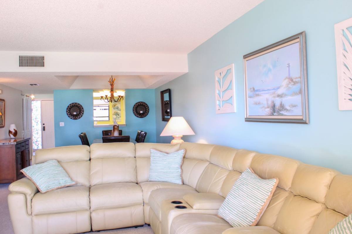 Condo for rent at 3939 Ocean Dr, Vero Beach, FL 32963