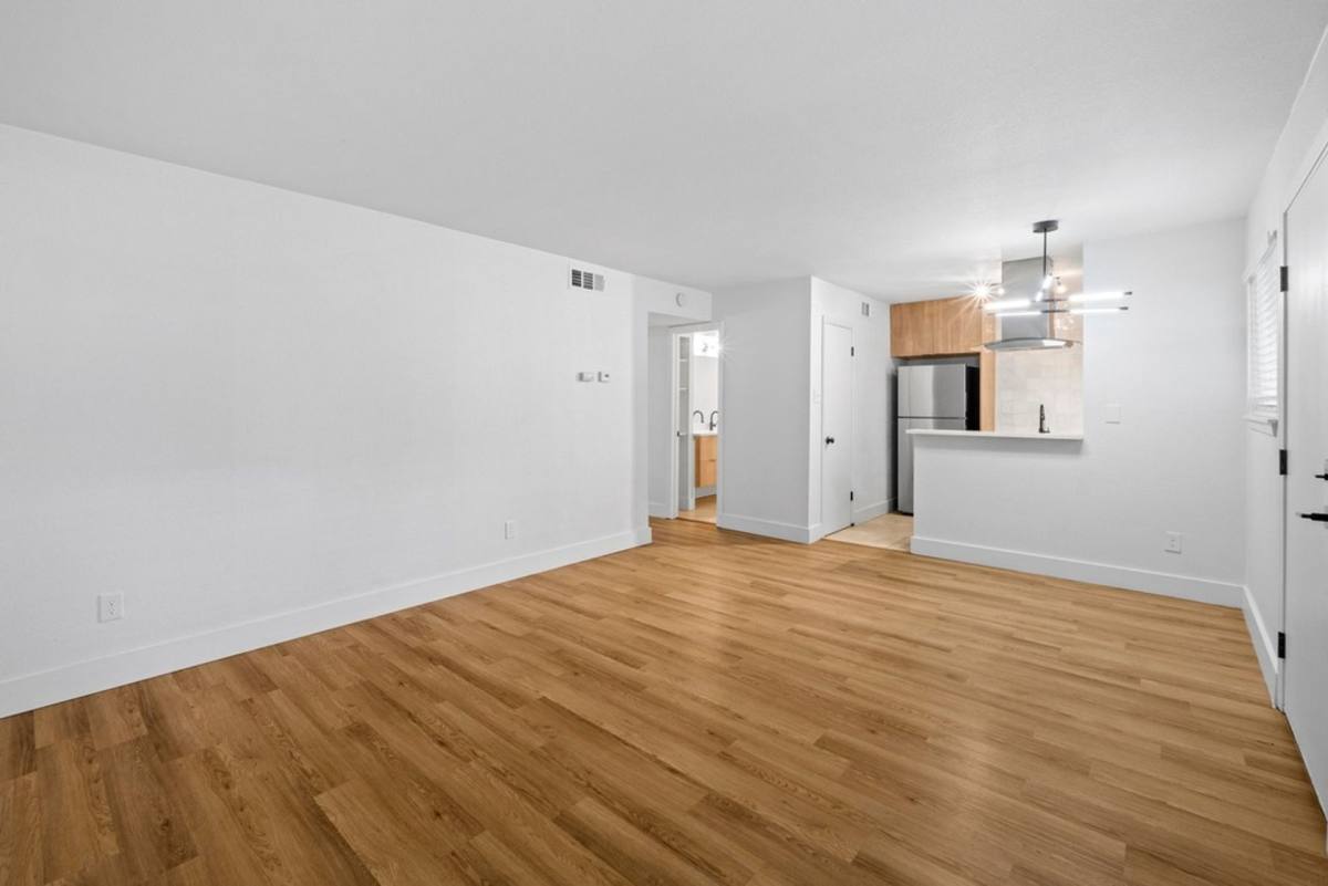 Apartment for rent at 7929 Gault St, Austin, TX 78757