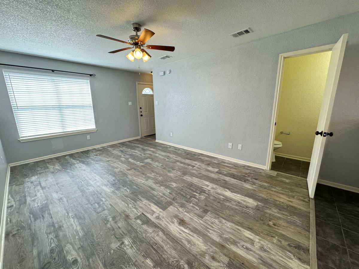 Apartment for rent at 1607 Dugger Circle, Killeen, TX 76543