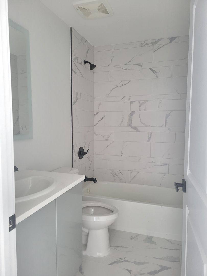 Apartment for rent at 107 E Westfield Ave, Roselle Park, NJ 07204