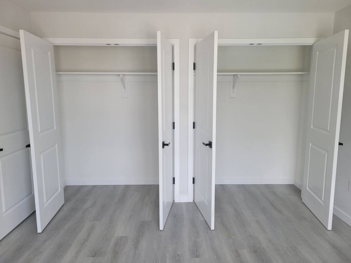 Apartment for rent at 107 E Westfield Ave, Roselle Park, NJ 07204
