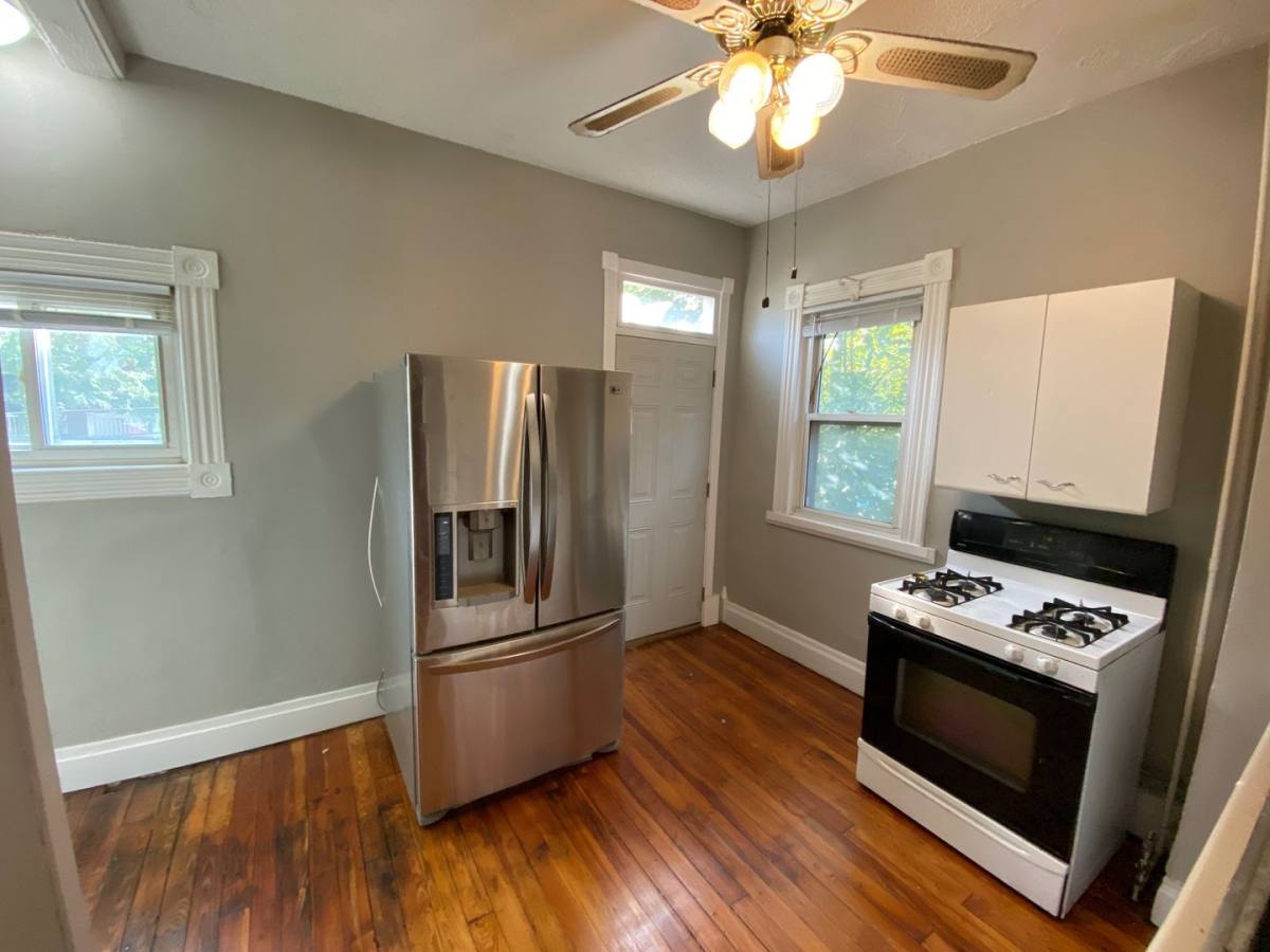 Apartment for rent at 686 Neil Ave, Columbus, OH 43215