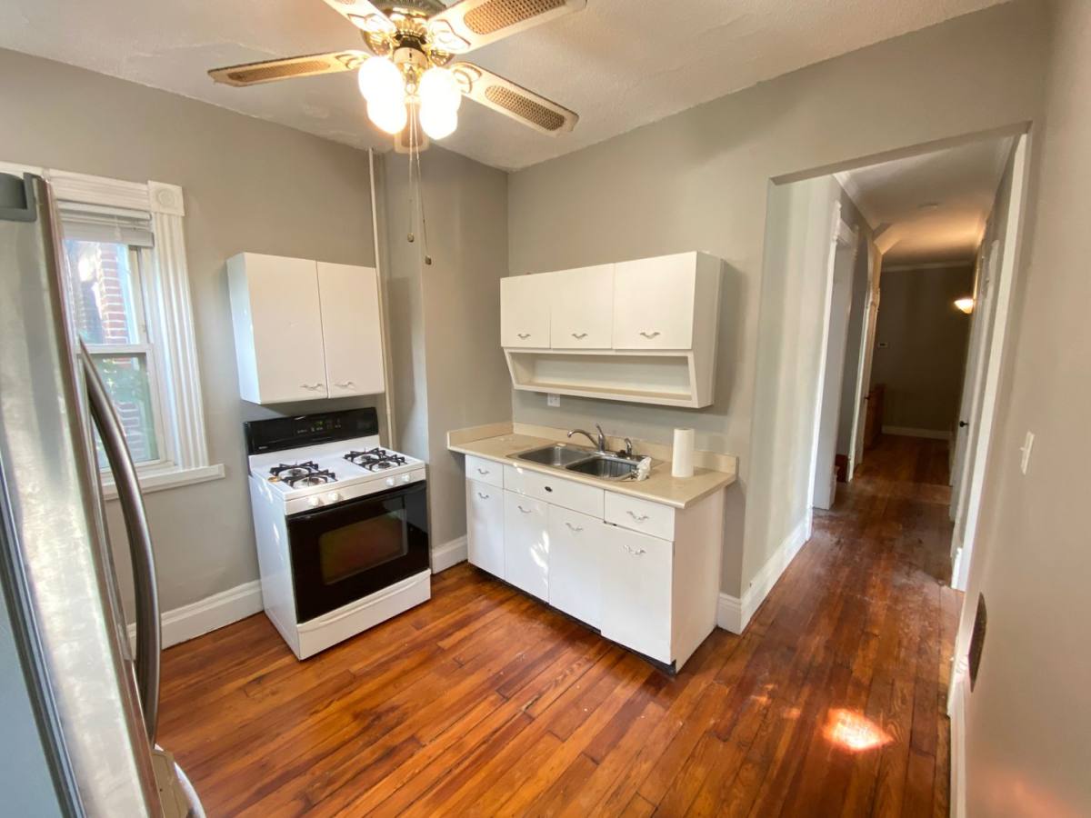 Apartment for rent at 686 Neil Ave, Columbus, OH 43215