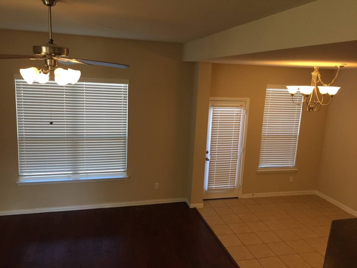 Townhouse for rent at 243 Sherburne St, Lewisville, TX 75067
