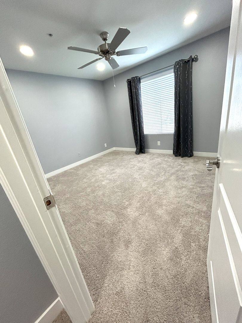 Condo for rent at 2100 Jetty Rock Dr, Las Vegas, NV 89128