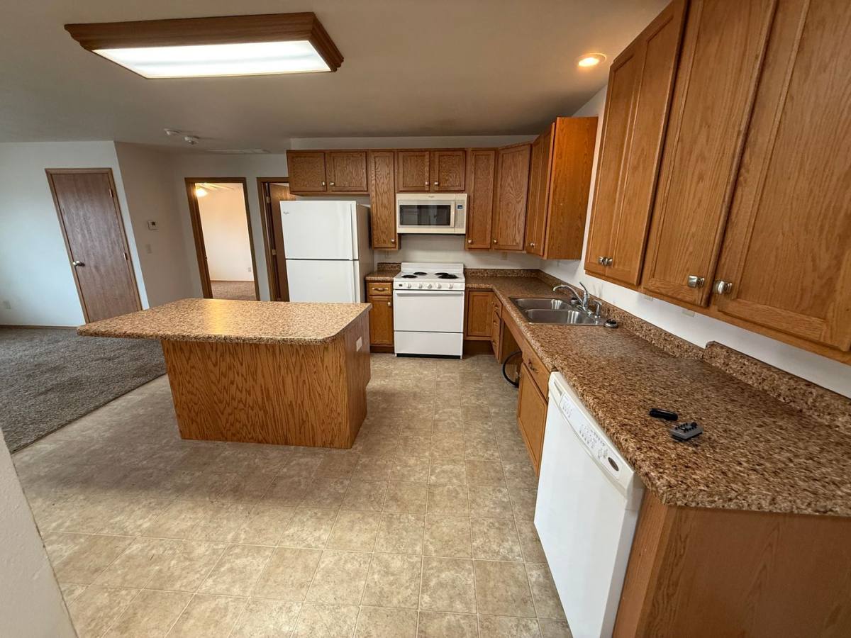 Apartment for rent at 908 Arrow Ave NE, Watertown, SD 57201