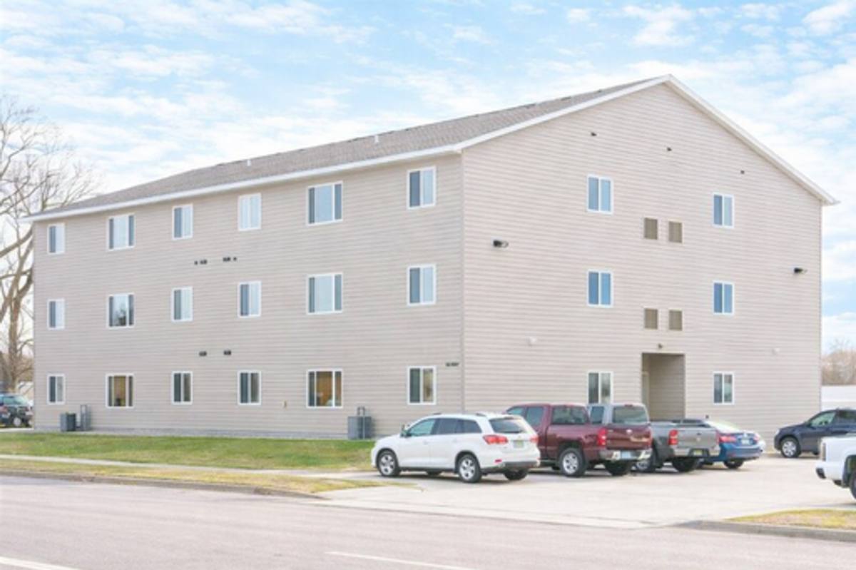 Apartment for rent at 908 Arrow Ave NE, Watertown, SD 57201